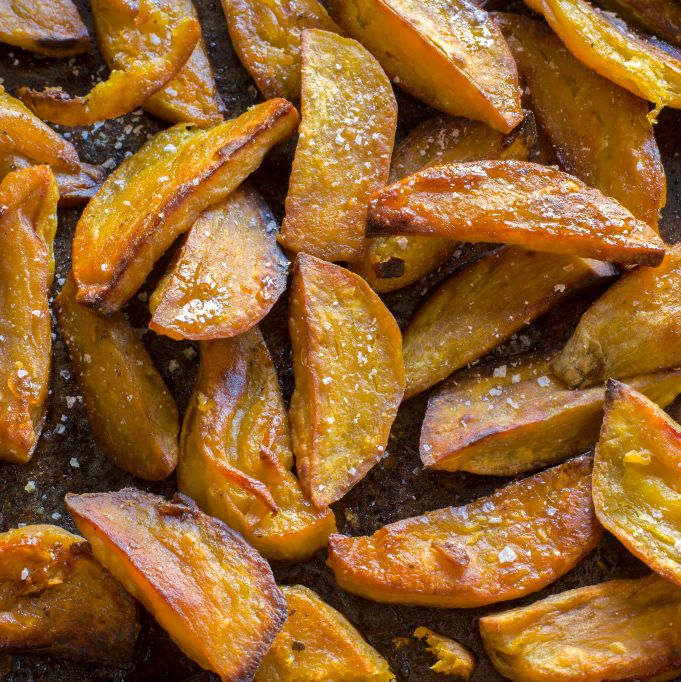 Crunchy maple baked kumara chips