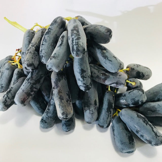 Grapes Moon Drop Black USA kg